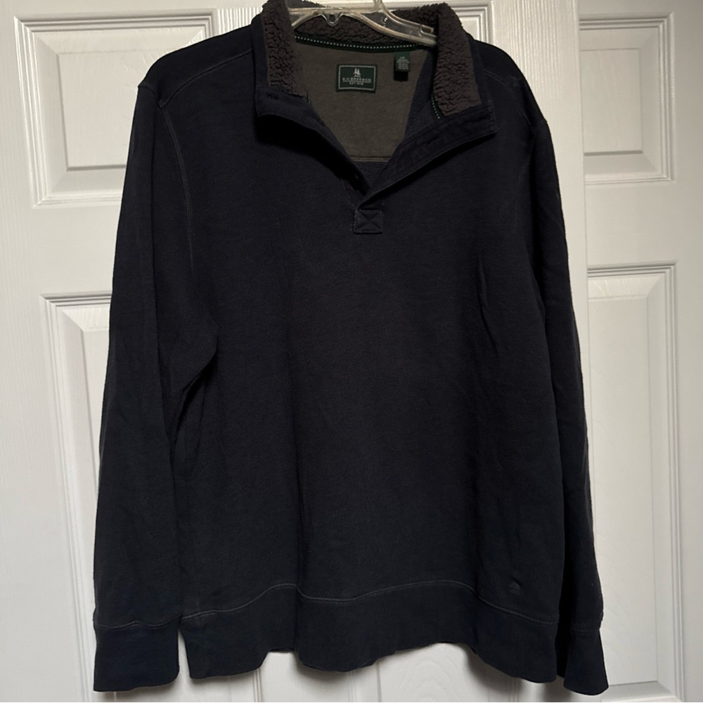 G.H. Bass & Co. Men’s Black Sherpa-Lined Zip Pullover